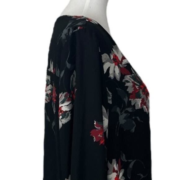 Chelsea & Theodore Tunic Top V-neck Chiffon Black Red Floral Women’s Size XL - Picture 7 of 11